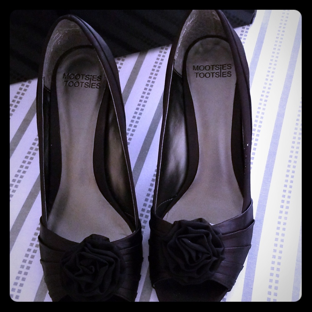 Satin dressy heels